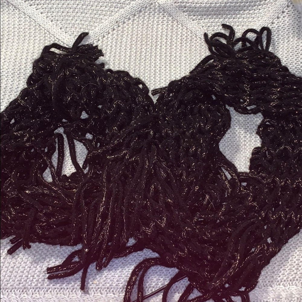 black circle scarf barely worn